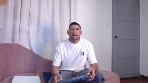 Snapshot of morganandmegan chatting on September 17, 2025, 11:01 am MORGAN AND MEGAN online show from September 17, 2025, 11:01 am