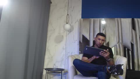 Snapshot of morganandmegan chatting on September 25, 2025, 11:03 am MORGAN AND MEGAN online show from September 25, 2025, 11:03 am