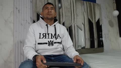 Snapshot of morganandmegan chatting on November 24, 2025, 11:10 am MORGAN AND MEGAN online show from November 24, 2025, 11:10 am