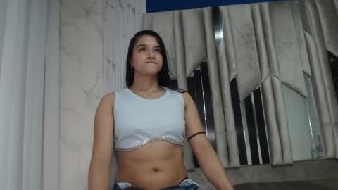 Snapshot of morganandmegan chatting on November 27, 2025, 11:12 am MORGAN AND MEGAN online show from November 27, 2025, 11:12 am