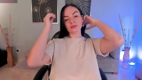 Morgan Hicks online show from September 21, 2025, 12:07 pm