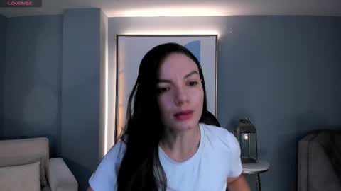 Morgan Hicks online show from October 26, 2025, 12:11 pm