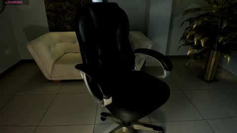 Morgan Hicks online show from March 17, 2026, 10:18 am