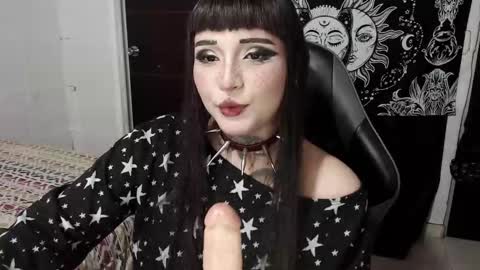 Snapshot of morganmoon1 chatting on February 19, 2026, 6:59 pm Morgan Moon online show from February 19, 2026, 6:59 pm