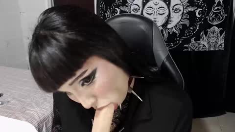 Snapshot of morganmoon1 chatting on March 5, 2026, 4:58 pm Morgan Moon online show from March 5, 2026, 4:58 pm