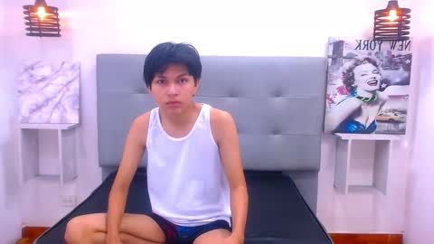 MORTELLE online show from November 6, 2025, 12:28 pm