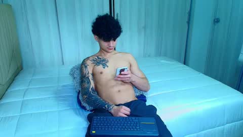 Snapshot of morthy_downey chatting on December 20, 2024, 1:11 pm Morthy online show from December 20, 2024, 1:11 pm