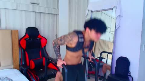 Snapshot of morthy_downey chatting on January 20, 2025, 8:18 pm Morthy online show from January 20, 2025, 8:18 pm