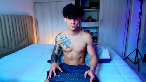 Snapshot of morthy_downey chatting on February 5, 2025, 3:52 pm Morthy online show from February 5, 2025, 3:52 pm