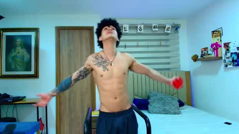 Snapshot of morthy_downey chatting on February 17, 2025, 7:10 pm Morthy online show from February 17, 2025, 7:10 pm