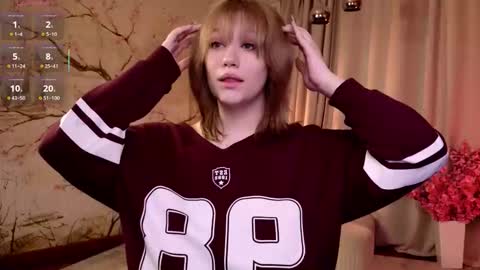 Snapshot of morvelyn chatting on November 18, 2025, 4:44 pm morvelyn online show from November 18, 2025, 4:44 pm