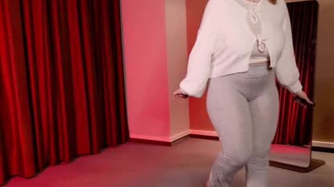 Snapshot of morvelyn chatting on November 29, 2025, 6:00 pm morvelyn online show from November 29, 2025, 6:00 pm