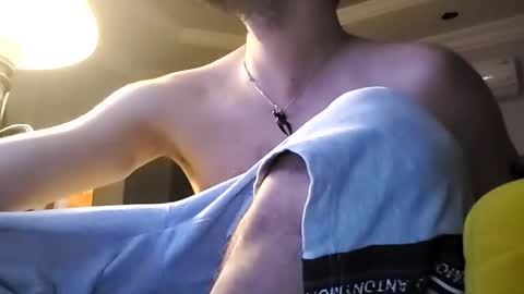 twennysevv27 online show from December 7, 2024, 11:34 pm