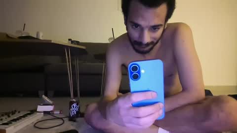 twennysevv27 online show from January 25, 2025, 4:24 pm