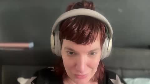 Snapshot of mossy_mommy chatting on February 13, 2025, 8:03 pm Mossy Mommy online show from February 13, 2025, 8:03 pm