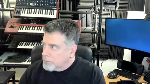 Snapshot of mostly_unbothered chatting on January 16, 2026, 8:40 am mostly_unbothered online show from January 16, 2026, 8:40 am