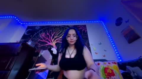 Snapshot of mothernxttie chatting on March 9, 2026, 4:38 am mothernxttie online show from March 9, 2026, 4:38 am