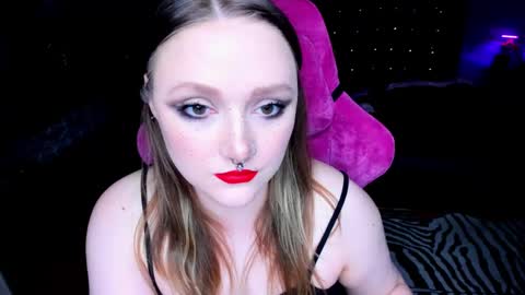 Snapshot of motorkate chatting on March 2, 2025, 12:53 am motorkate online show from March 2, 2025, 12:53 am