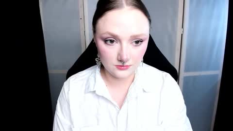 Snapshot of motorkate chatting on November 10, 2025, 6:34 am motorkate online show from November 10, 2025, 6:34 am