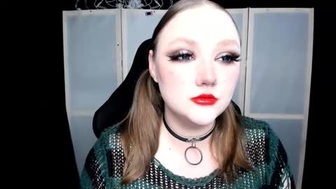 Snapshot of motorkate chatting on November 30, 2025, 11:20 pm motorkate online show from November 30, 2025, 11:20 pm