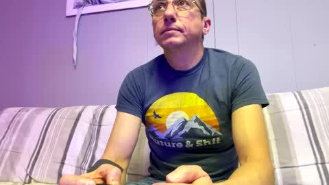 Snapshot of mouser212 chatting on December 4, 2024, 9:35 pm Mouse online show from December 4, 2024, 9:35 pm