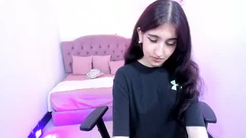 Snapshot of moussy_tay chatting on July 7, 2026, 4:04 am moussy_tay online show from July 7, 2026, 4:04 am