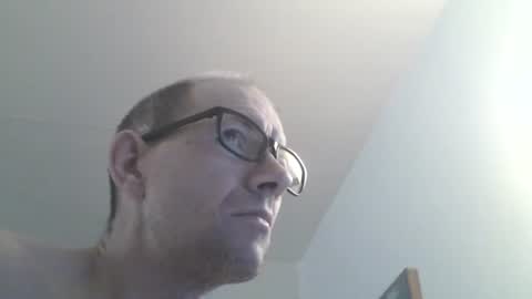 Snapshot of moviem1978 chatting on January 11, 2026, 8:41 am Frederik online show from January 11, 2026, 8:41 am