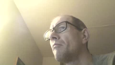 Snapshot of moviem1978 chatting on February 3, 2026, 6:24 pm Frederik online show from February 3, 2026, 6:24 pm