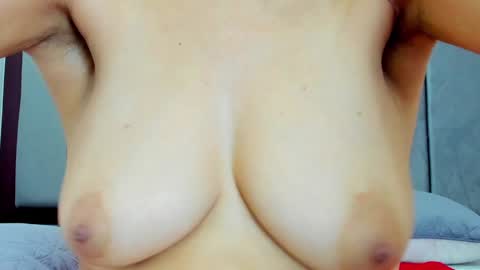 moxa hot online show from December 26, 2024, 8:11 pm