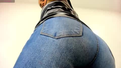 moxa hot online show from September 20, 2025, 1:45 pm