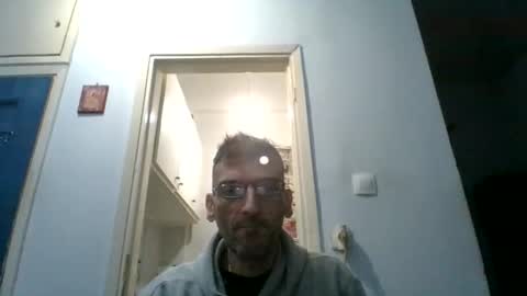 Snapshot of mppempis81 chatting on April 22, 2026, 8:10 pm mppempis81 online show from April 22, 2026, 8:10 pm