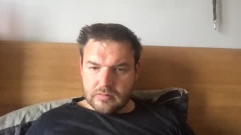 mr834565 online show from May 10, 2026, 10:42 am