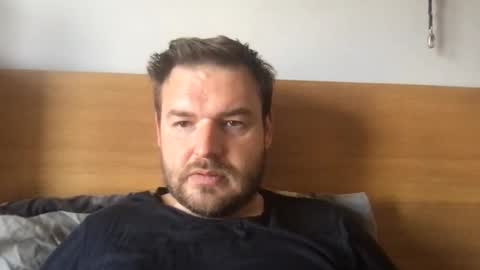 mr834565 online show from May 16, 2026, 9:17 am
