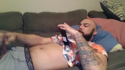 Mr8 online show from February 11, 2025, 11:44 pm