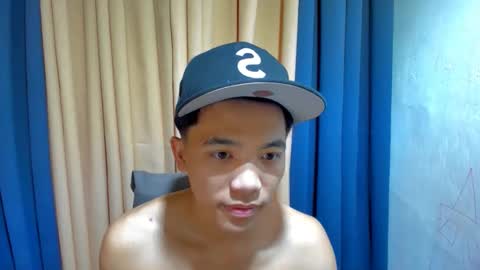 mr fucker213 online show from March 25, 2026, 7:25 am