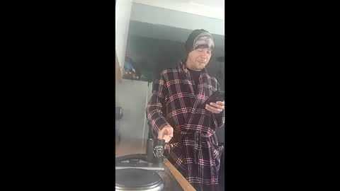 mr_i_ online show from December 19, 2025, 11:06 am