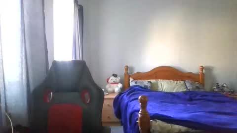 mr_i_ online show from May 27, 2026, 6:54 am