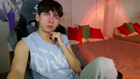 Snapshot of mr_lucky_guy chatting on February 16, 2025, 8:11 pm Kris online show from February 16, 2025, 8:11 pm