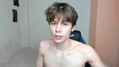 Snapshot of mr_makentoshi chatting on January 31, 2025, 1:02 pm Makentoshi online show from January 31, 2025, 1:02 pm