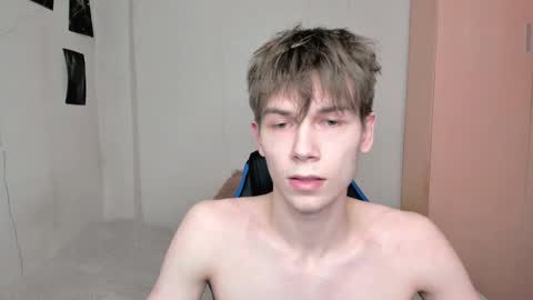 Snapshot of mr_makentoshi chatting on March 12, 2025, 9:02 am Makentoshi online show from March 12, 2025, 9:02 am