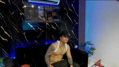 Snapshot of mr_maximo chatting on February 24, 2026, 1:25 am mr_maximo online show from February 24, 2026, 1:25 am