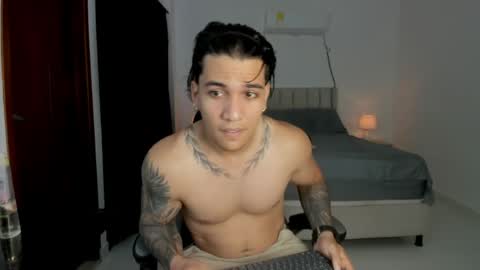 Snapshot of mr_maximo chatting on May 17, 2026, 3:59 am mr_maximo online show from May 17, 2026, 3:59 am