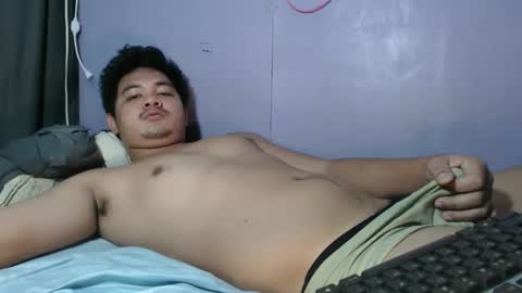 mr_olivercummerx online show from May 18, 2026, 4:07 am
