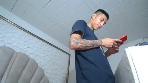 Mr Porn  online show from April 9, 2026, 6:24 pm