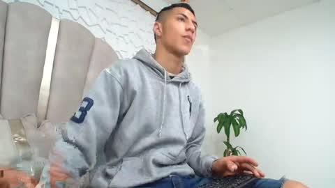 Mr Porn  online show from April 20, 2026, 12:30 pm