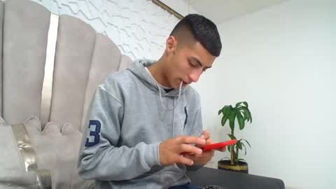 Mr Porn  online show from April 30, 2026, 12:22 pm