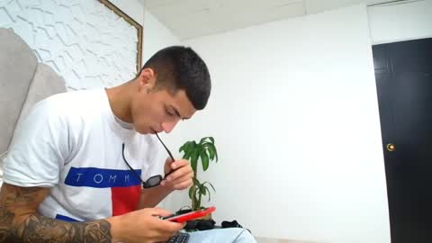 Mr Porn  online show from May 13, 2026, 6:38 pm