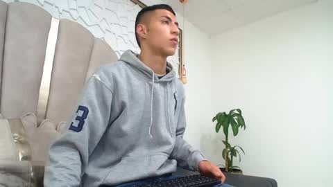 Mr Porn  online show from May 17, 2026, 10:50 pm