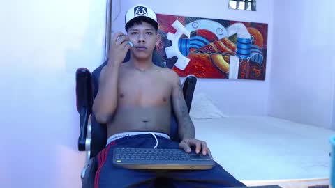 Snapshot of mr_stiven_ chatting on February 9, 2025, 8:54 am mr_stiven_ online show from February 9, 2025, 8:54 am