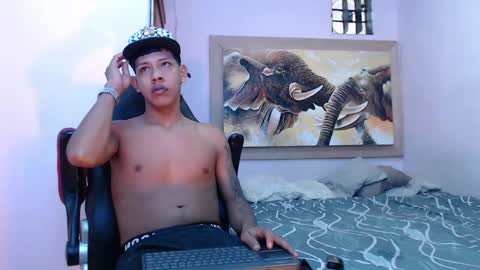 Snapshot of mr_stiven_ chatting on March 6, 2025, 3:35 am mr_stiven_ online show from March 6, 2025, 3:35 am